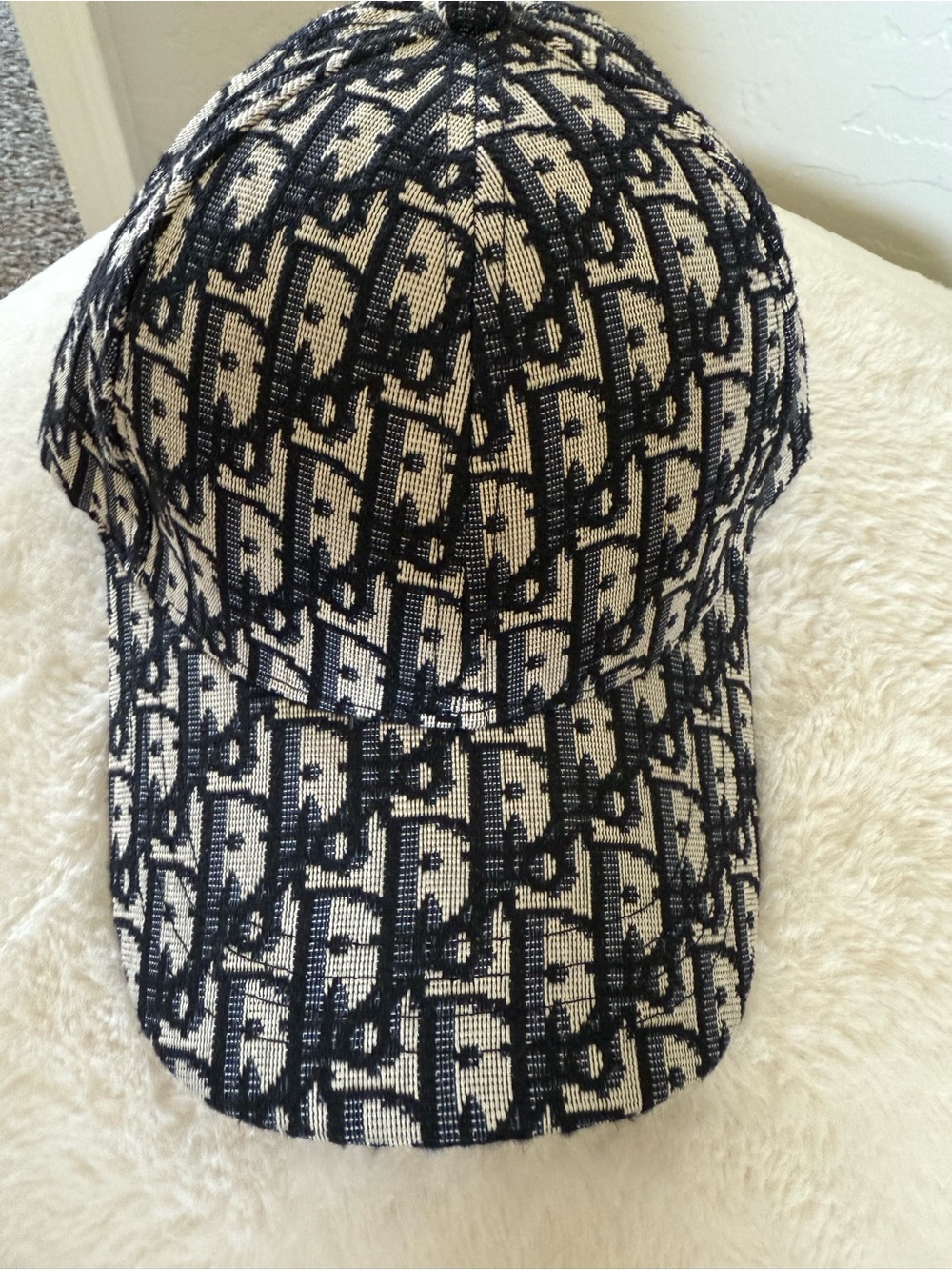 Dior Beige and blue hat